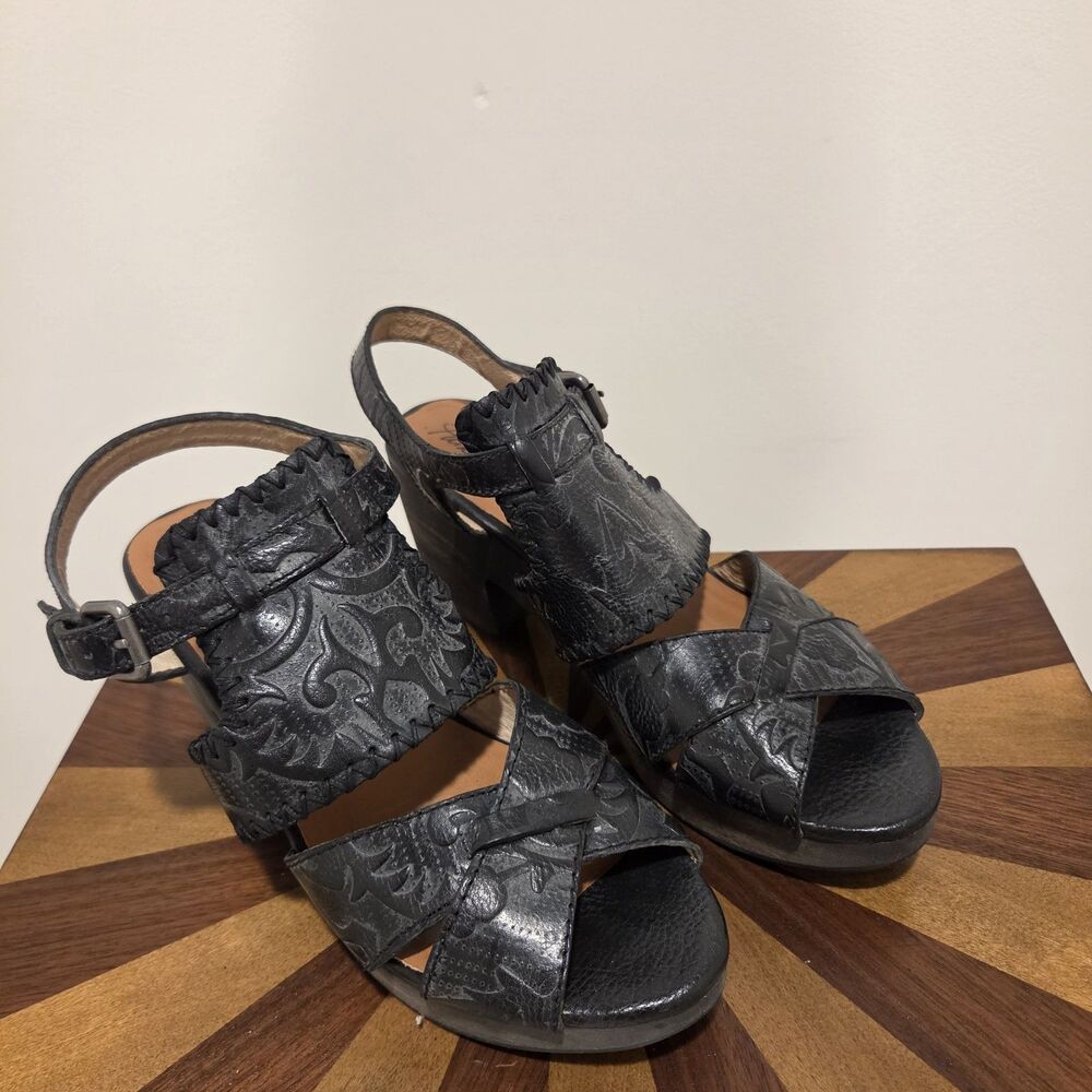 Patricia Nash Viola Black Tooled Leather Sandals Heels Rustic Sz 8.5M MRSP 169 - Picture 2 of 13